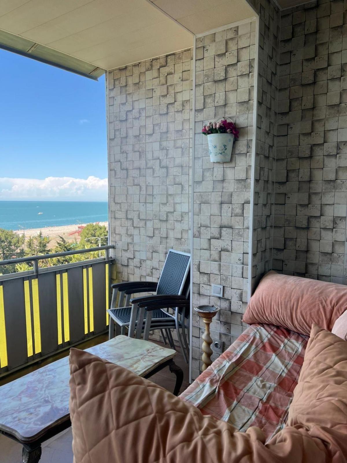 Apartment Rustaveli 57 Batumi Exterior photo